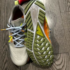 Barely used trail air max in great shape